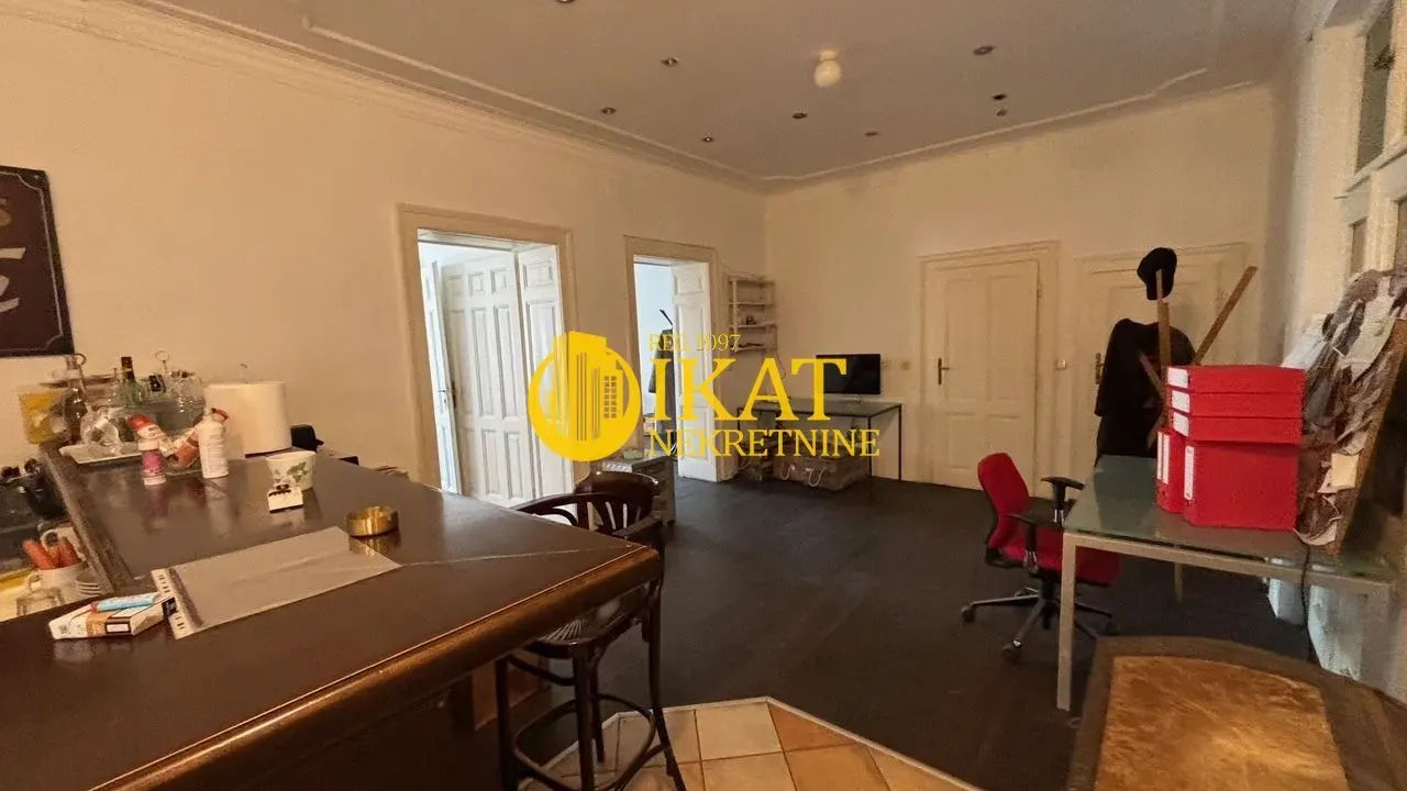 Izdavanje, trosoban stan, 70m², Stari Grad, Beograd