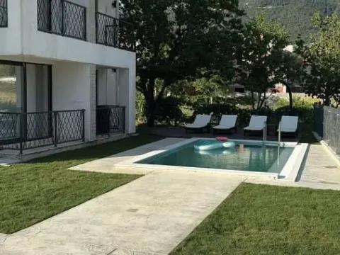 Prodaja, kuća, 100m², Lješevići, Kotor - image 8