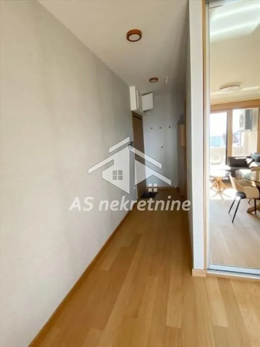 Izdavanje, dvosoban stan, 48m², Neimar, Vračar Sve Podlokacije