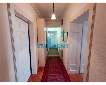 Izdavanje, četvorosoban stan, 143m², Neimar, Vračar Sve Podlokacije - image 12