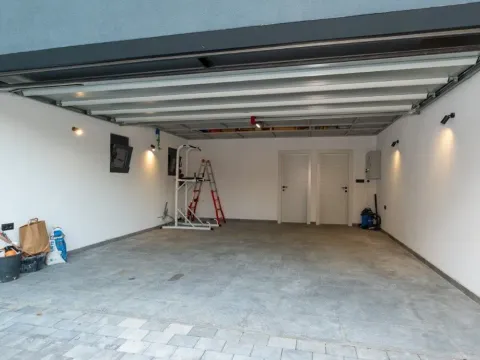 Rent, house, 180m², Gornja Gorica, Podgorica - image 23