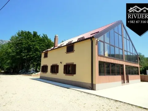 Sale, house, 280m², Vrbanj, Herceg Novi - image 1