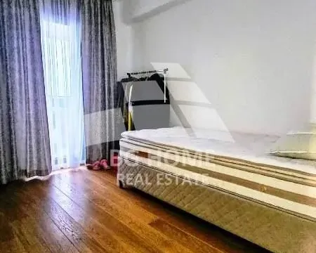 Prodaja, trosoban stan, 76m², Zemun Centar, Zemun Sve Podlokacije - image 10