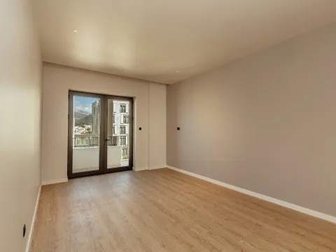 Prodaja, jednosoban stan, 68m², Porto Montenegro, Tivat - image 2