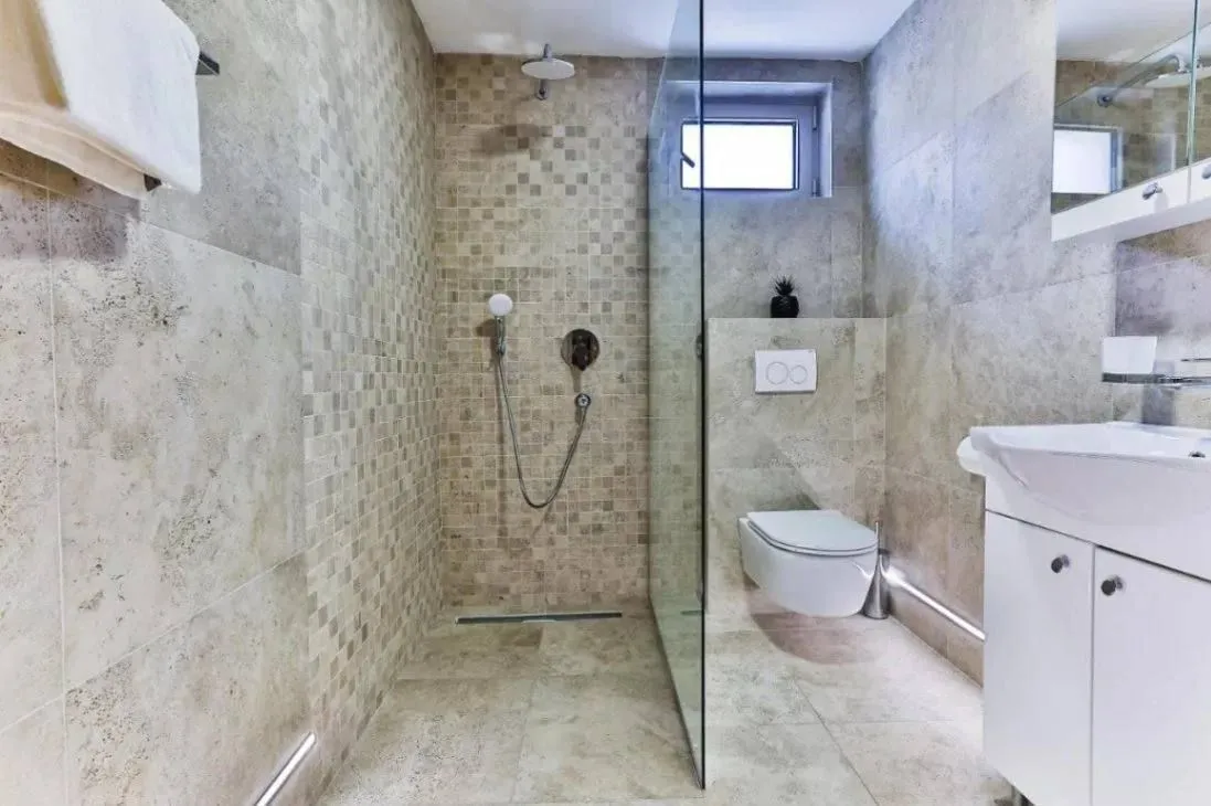 Rent, two bedroom apartment, 59m², Pržno, Budva