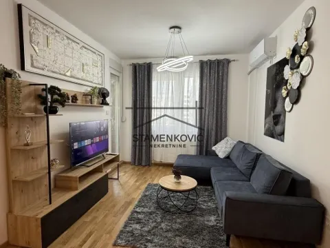 Izdavanje, jednosoban stan, 42m², Avijatičarsko naselje, Novi Sad Sve Podlokacije - image 2