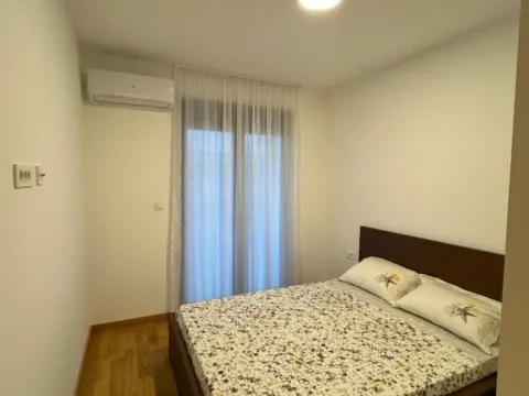 Izdavanje, dvosoban stan, 69m², City Kvart, Podgorica - image 5