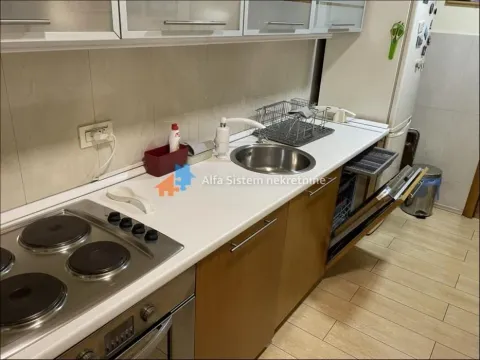 Izdavanje, trosoban stan, 95m², Autokomanda, Voždovac Sve Podlokacije - image 7