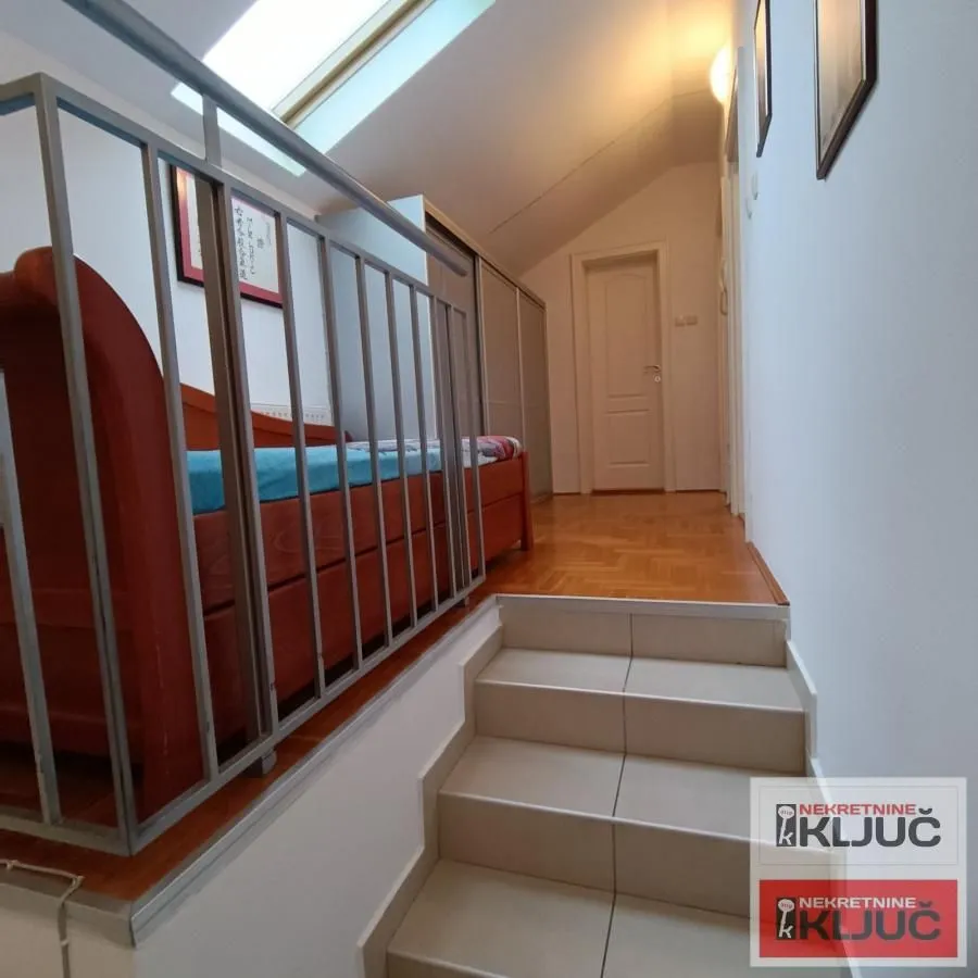 Prodaja, trosoban stan, 90m², Nova Detelinara, Novi Sad Sve Podlokacije