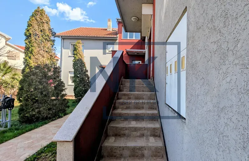 Izdavanje, poslovni prostor, 50m², Stari Aerodrom, Podgorica