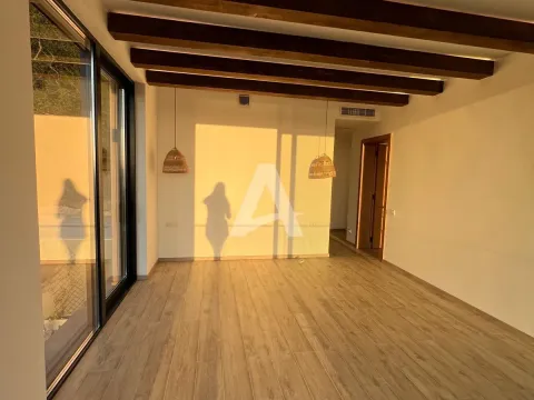 Sale, house, 317m², Kavač, Kotor - image 14