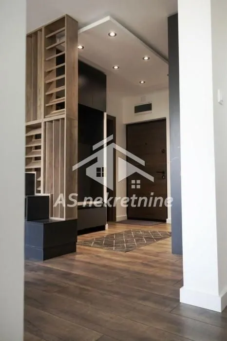 Izdavanje, dvosoban stan, 60m², Voždovačka Crkva, Voždovac Sve Podlokacije