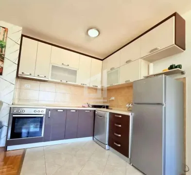 Rent, two bedroom apartment, 60m², City Kvart, Podgorica - image 1