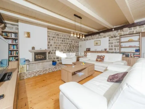 Prodaja, kuća, 458m², Kuljače, Budva - image 2