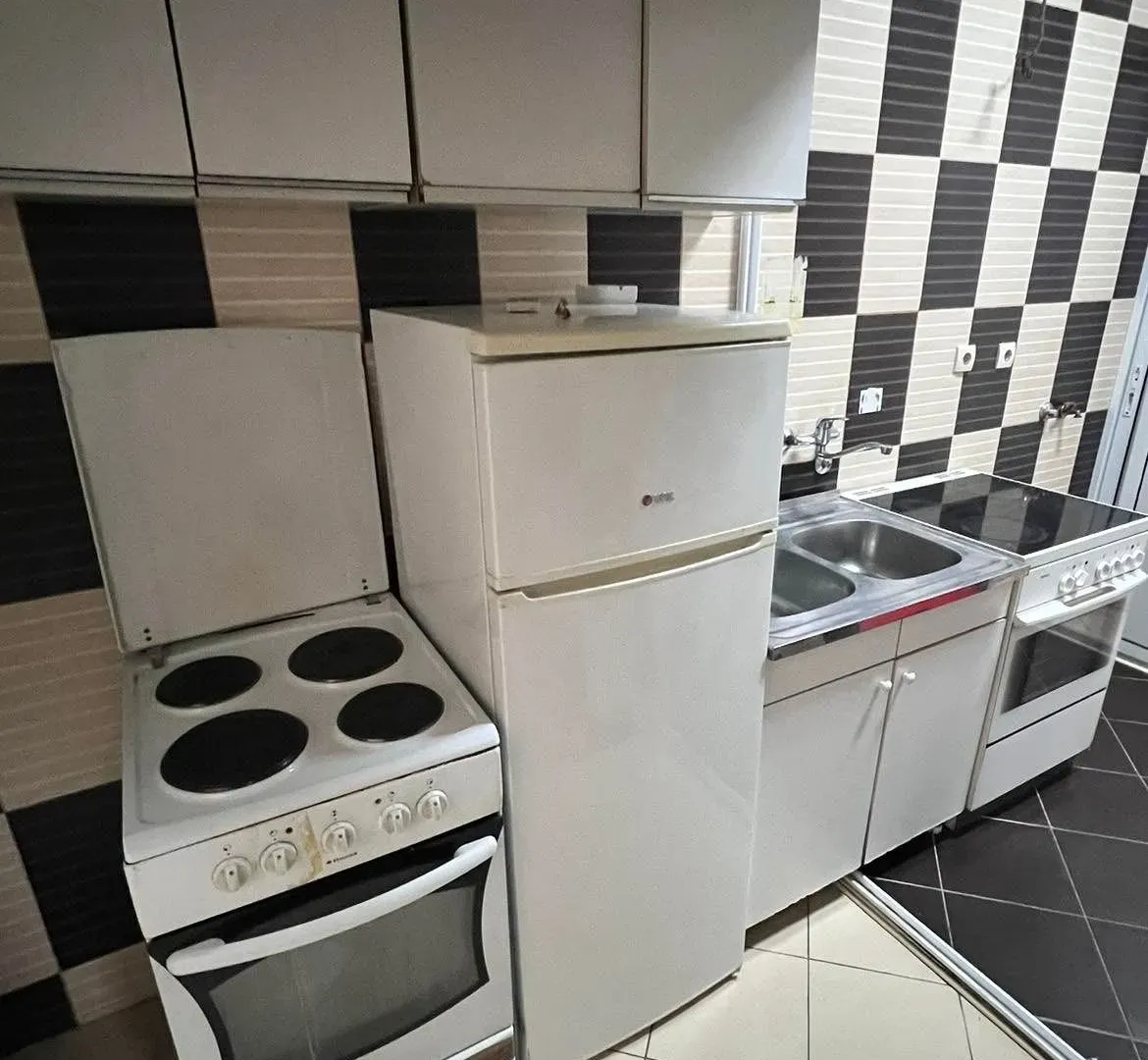 Rent, house, 120m², Mirijevo Sve Podlokacije, Beograd