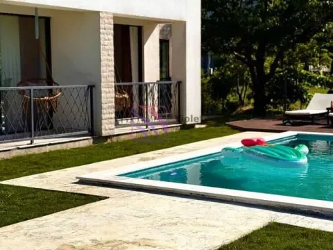 Sale, house, 290m², Tivat, Crna Gora - image 2