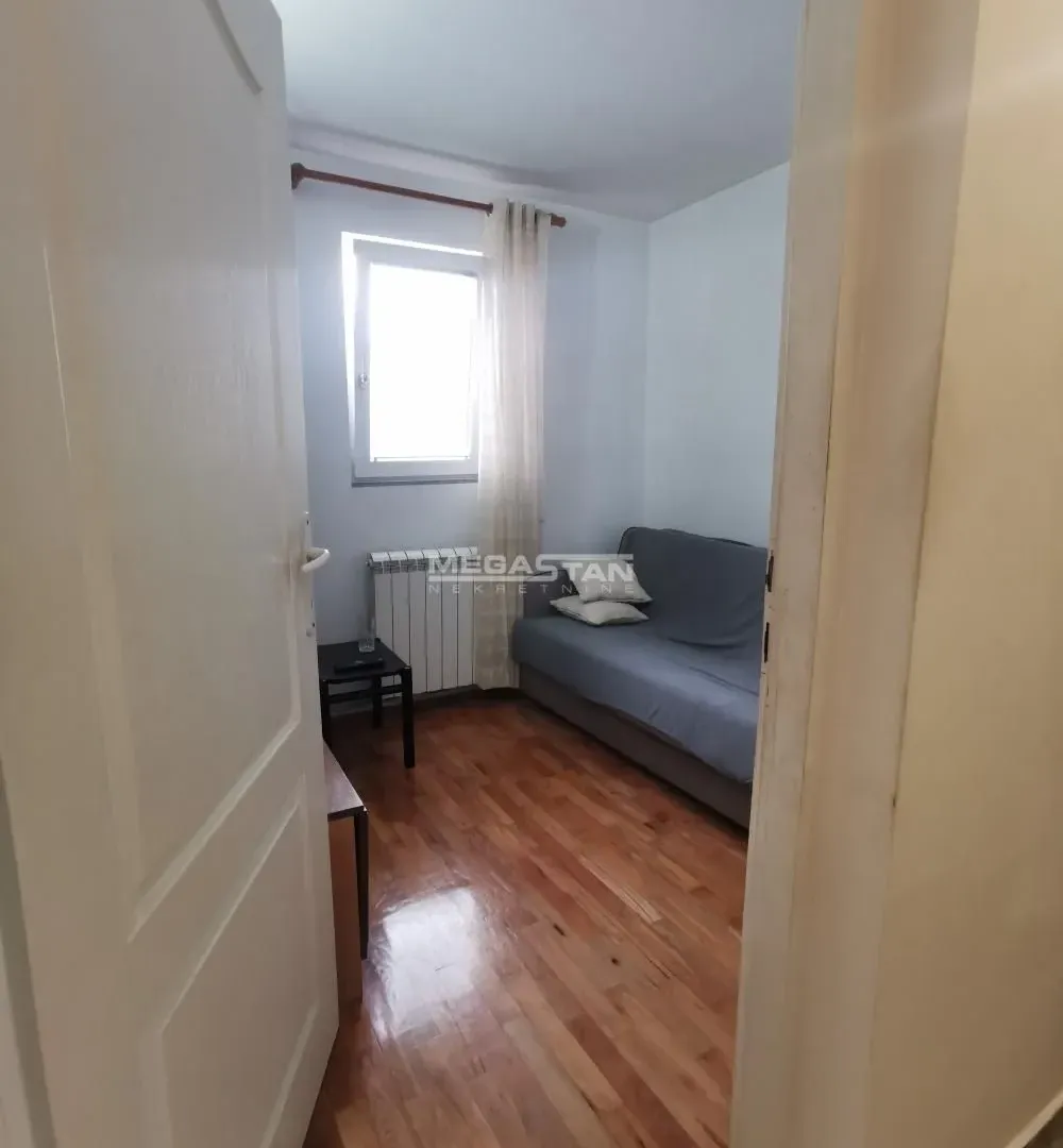 Prodaja, kuća, 130m², Ledine, Beograd