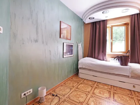 Izdavanje, četvorosoban stan, 200m², Vračar Hram, Vračar Sve Podlokacije - image 2