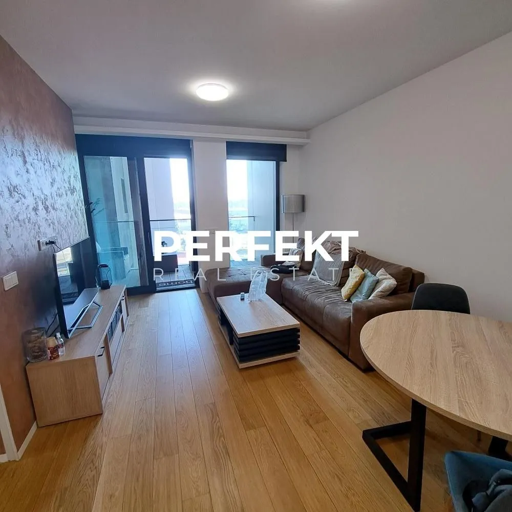 Rent, two bedroom apartment, 45m², Novi Beograd Sve Podlokacije, Beograd