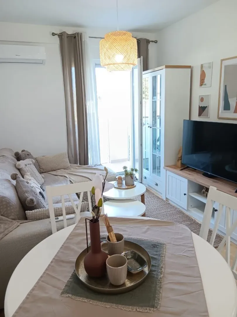 Izdavanje, jednosoban stan, 35m², Zabjelo, Podgorica