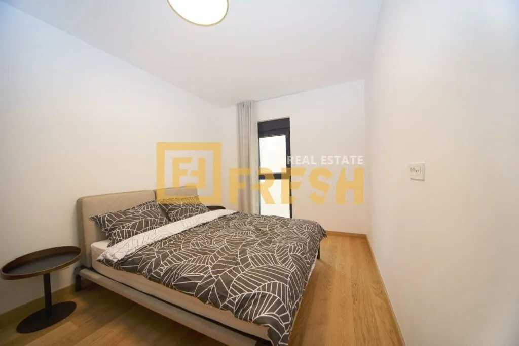 Rent, two bedroom apartment, 74m², City Kvart, Podgorica