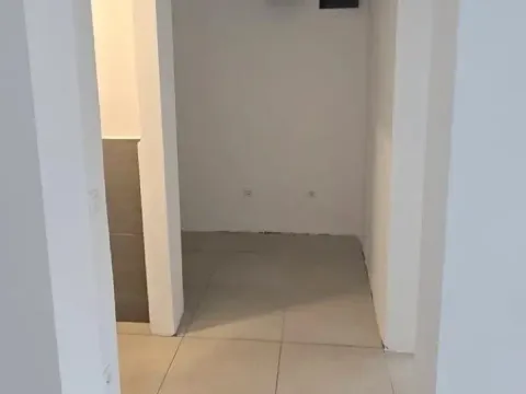 Sale, office space, 47m², Zabjelo, Podgorica - image 4