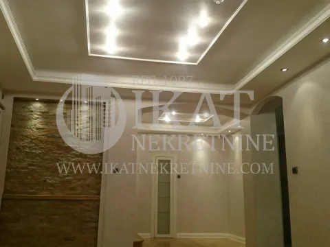 Izdavanje, trosoban stan, 83m², Stari Grad, Beograd - image 2