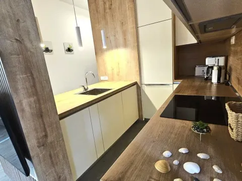 Prodaja, jednosoban stan, 44m², Bečići, Budva - image 8