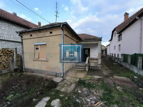 Sale, house, 130m², Ćuprija, Srbija