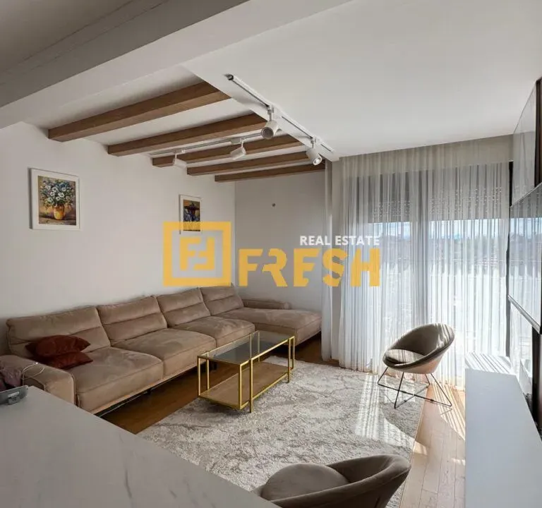 Sale, three bedroom apartment, 90m², Blok 9, Podgorica