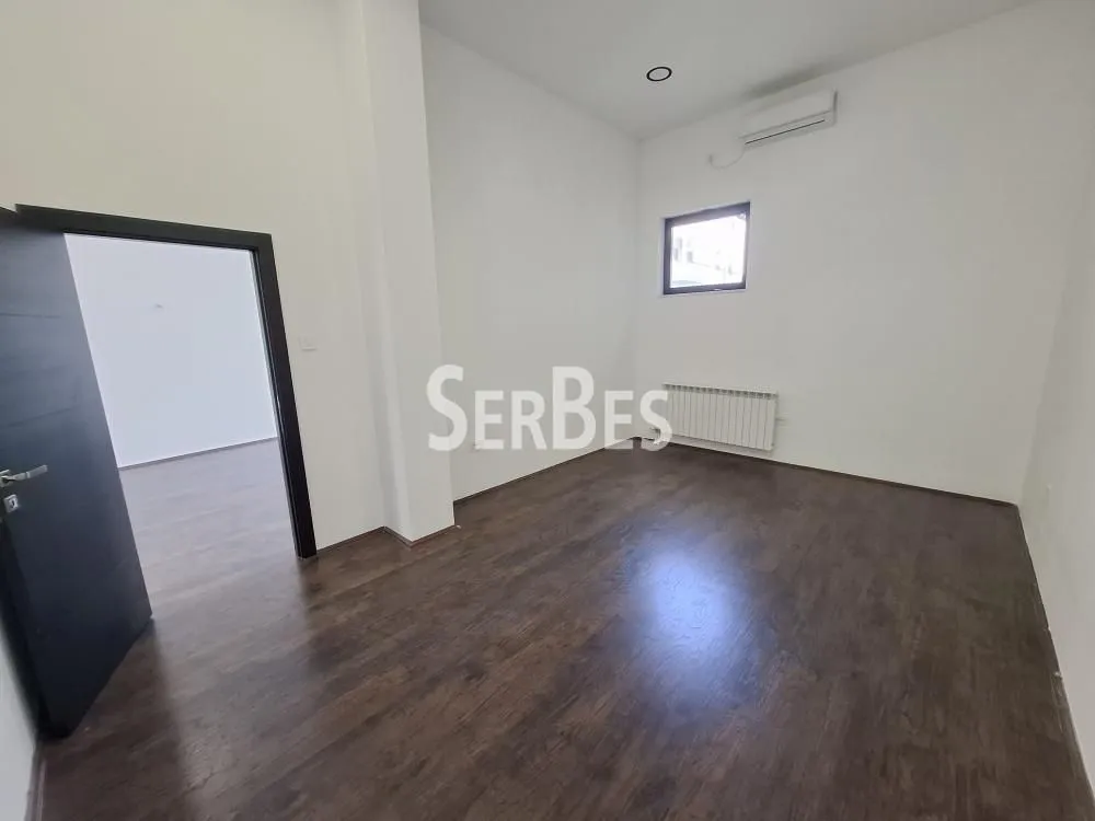 Rent, office space, 128m², Novi Sad Sve Podlokacije, Novi Sad