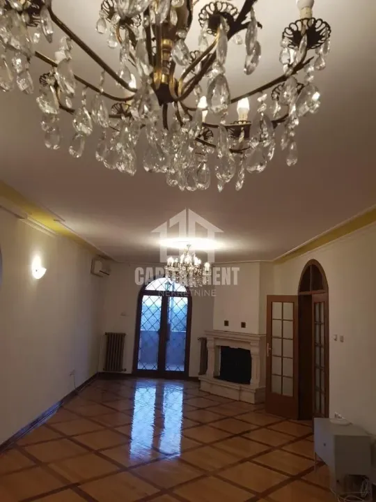 Izdavanje, kuća, 500m², Senjak, Beograd