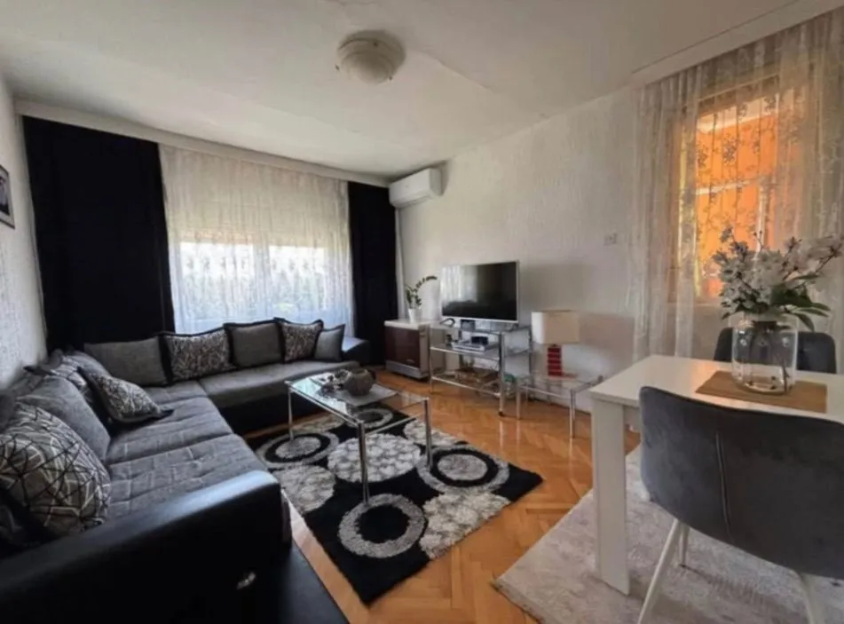 Izdavanje, jednosoban stan, 45m², Zabjelo, Podgorica