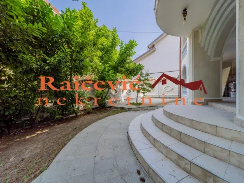 Rent, house, 544m², Trošarina, Voždovac Sve Podlokacije - image 18