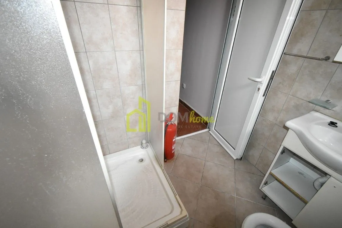 Rent, office space, 200m², Tološi, Podgorica