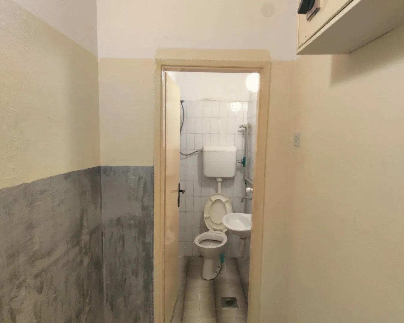 Sale, office space, 36m², Lepa Kata, Podgorica