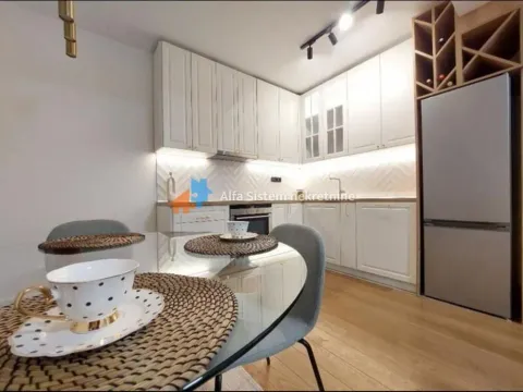 Izdavanje, trosoban stan, 69m², Karaburma, Palilula Sve Podlokacije - image 3