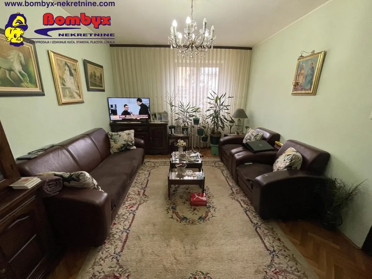 Prodaja, kuća, 155m², Sremska Kamenica, Petrovaradin