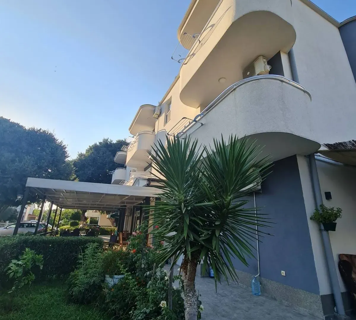 Prodaja, ugostiteljski objekat, 900m², Ulcinj, Crna Gora