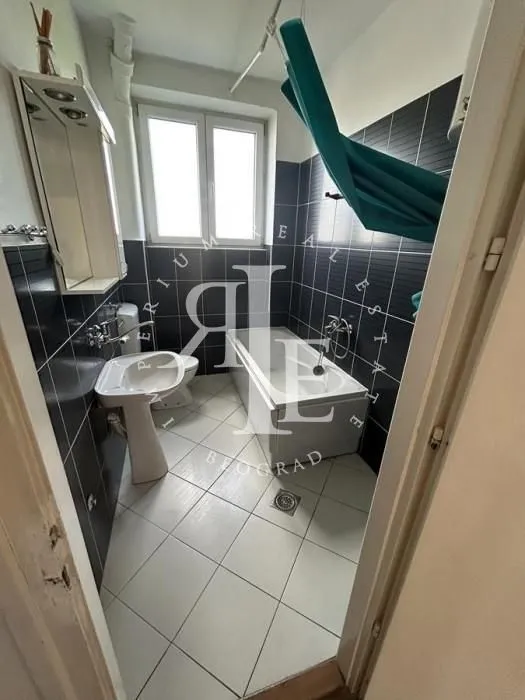 Sale, two bedroom apartment, 67m², Stari Grad, Beograd