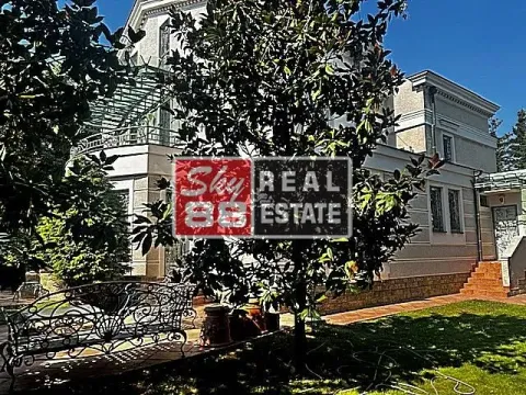 Sale, house, 597m², Savski Venac, Beograd - image 2