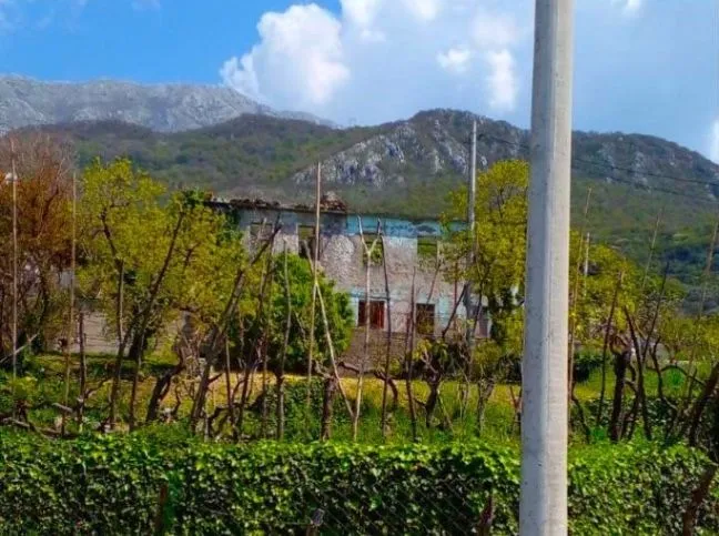 Prodaja, kuća, 120m², Zaljevo, Bar