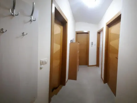 Rent, one bedroom apartment, 49m², Centar, Bar - image 6