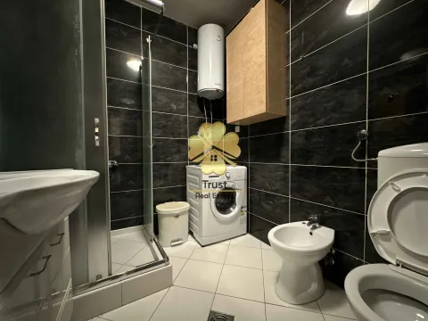 Izdavanje, dvosoban stan, 80m², Zagorič, Podgorica - image 11