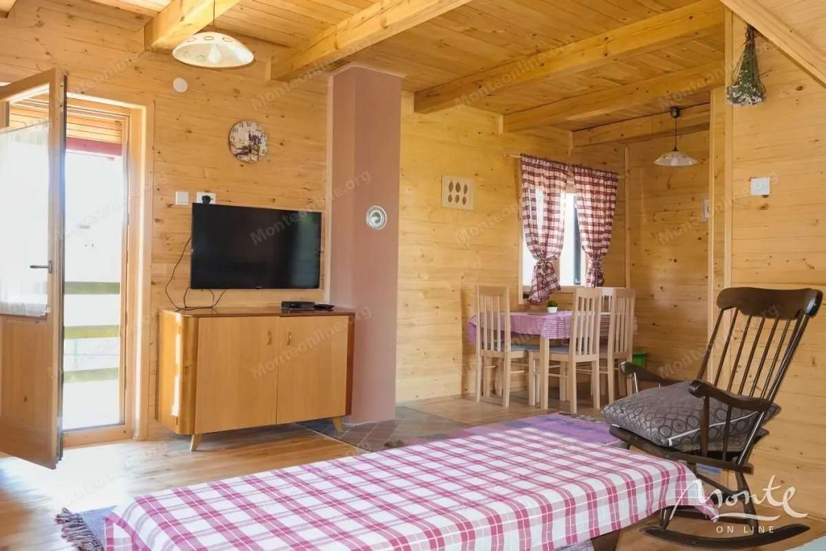 Sale, office space, 480m², Borje, Žabljak