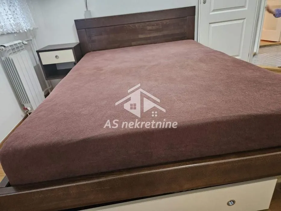 Rent, three bedroom apartment, 63m², Bulbulder, Zvezdara Sve Podlokacije
