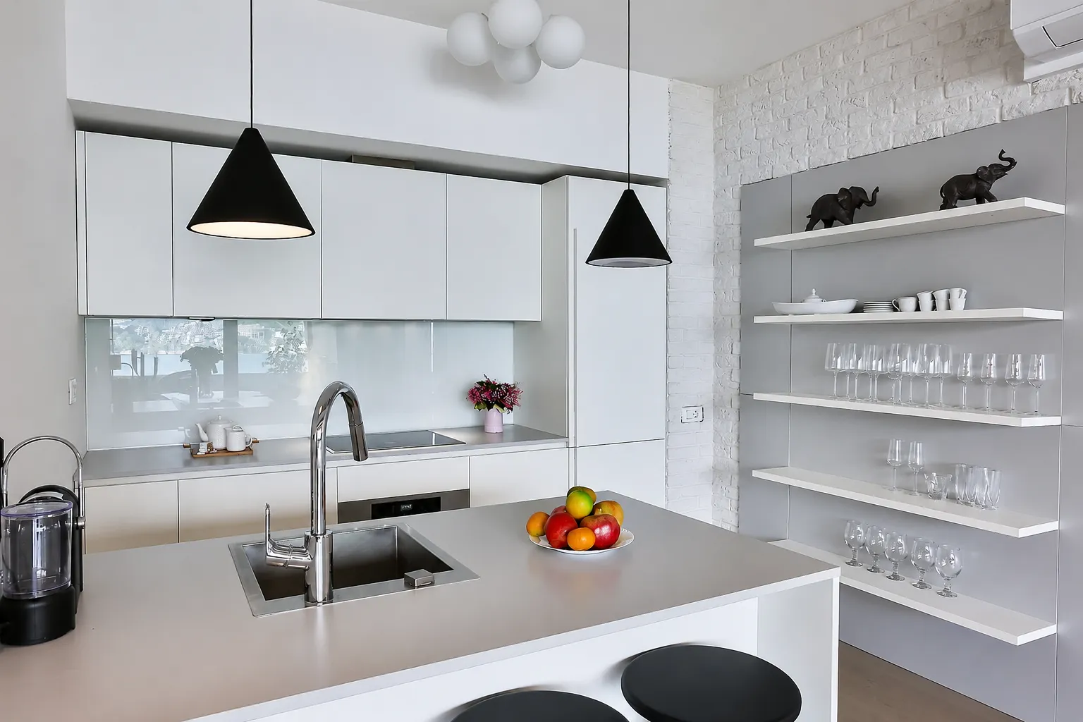 Rent, two bedroom apartment, 117m², Centar, Budva