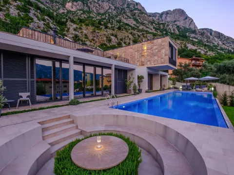 Prodaja, kuća, 419m², Dobrota, Kotor - image 28