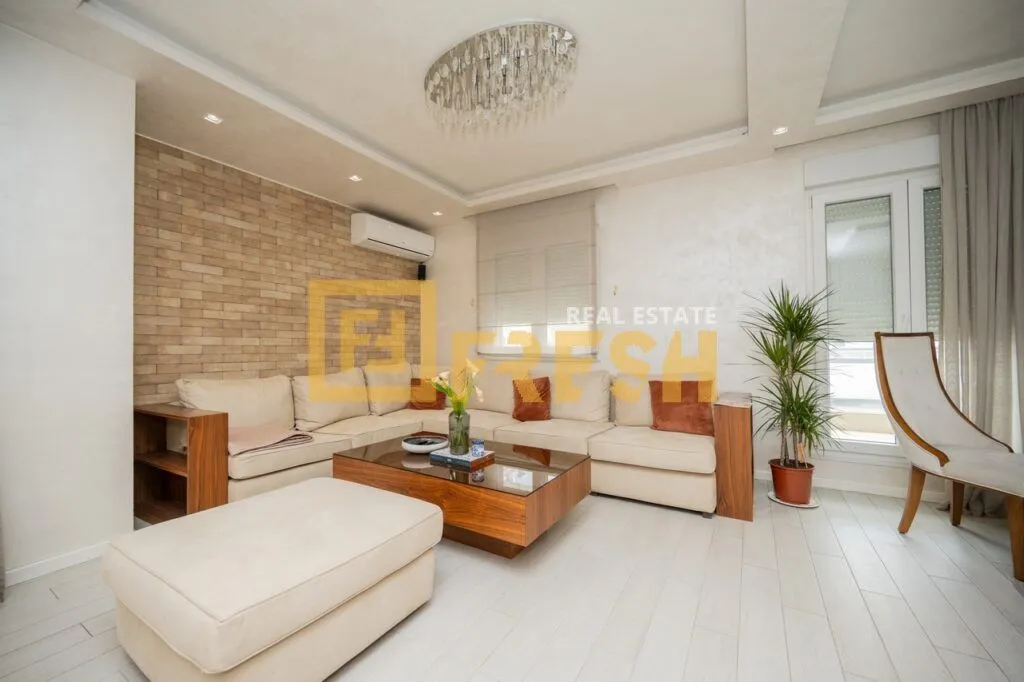 Sale, three bedroom apartment, 180m², City Kvart, Podgorica