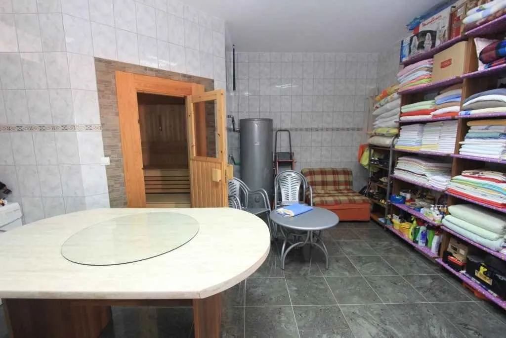 Prodaja, kuća, 560m², Petrovac, Budva